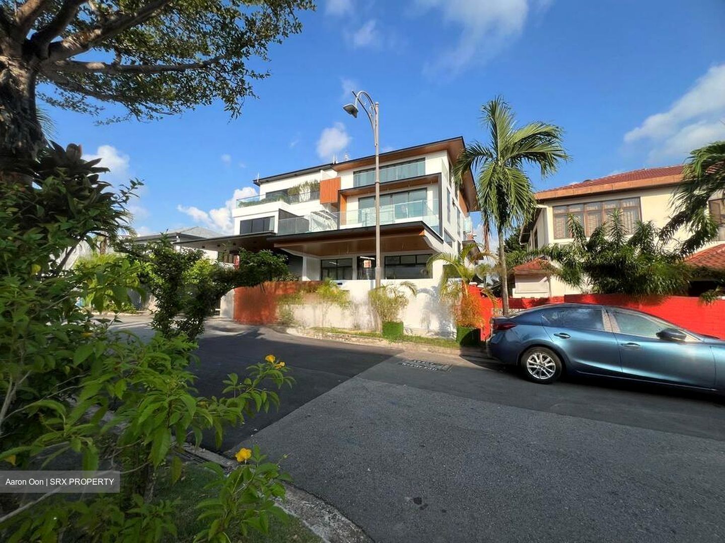 Fernvale Road (D28), Semi-Detached #500114761